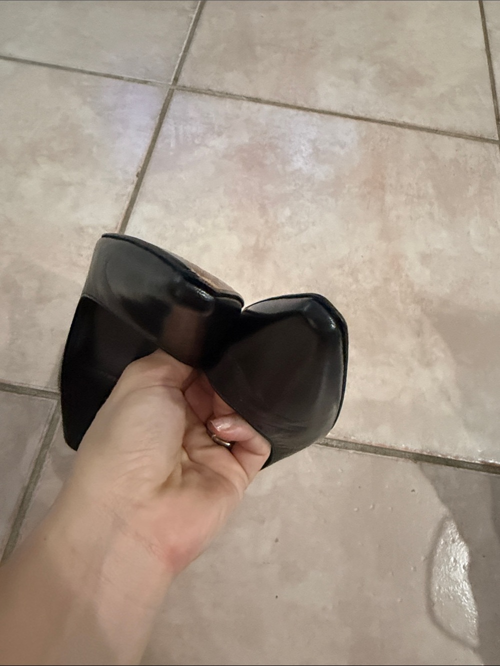 Stuart Weitzman Black Pointed Leather Pumps - Classic Heel size 6 1/2 @@@@ - Picture 3 of 9